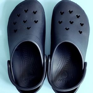 Cross Disney shoes, size Men: 7, Women 9...Navy blue